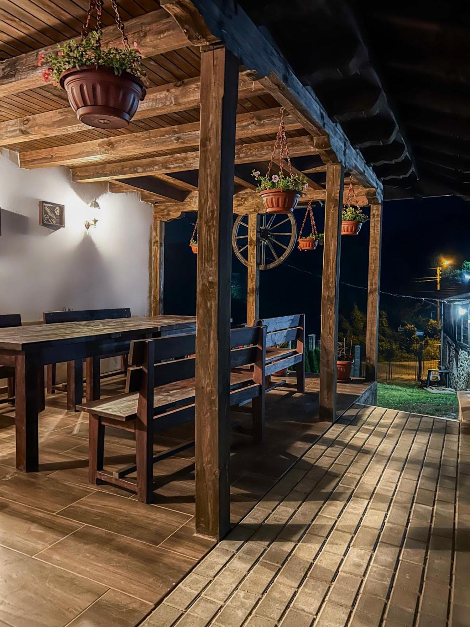 Старият Дюкянь Villa Elena Exteriör bild