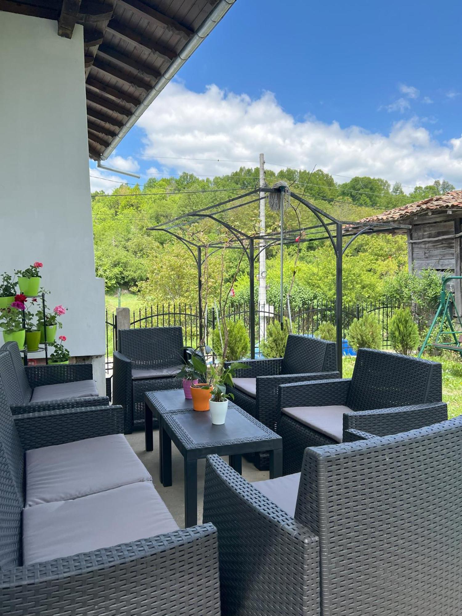 Старият Дюкянь Villa Elena Exteriör bild